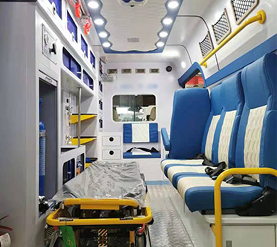 博尔塔拉车辆内部展示