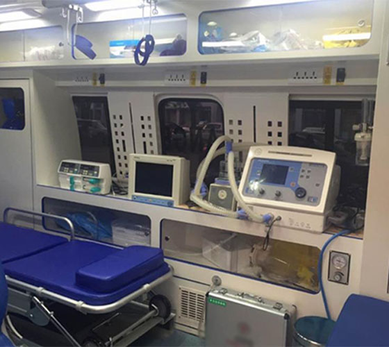 博尔塔拉车辆内部展示